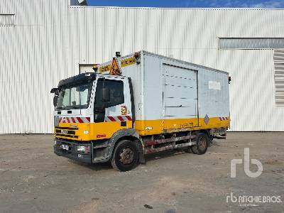 IVECO 120E24 4x2 Camion Fourgon - Camión caja cerrada: foto 1 IVECO 120E24 4x2 Camion Fourgon - Camión caja cerrada: foto 1