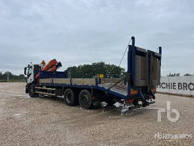 IVECO STRALYS 420 EEV 2013 Palfinger PK16001K 5580 kg ... - Furgón: foto 3 IVECO STRALYS 420 EEV 2013 Palfinger PK16001K 5580 kg ... - Furgón: foto 3