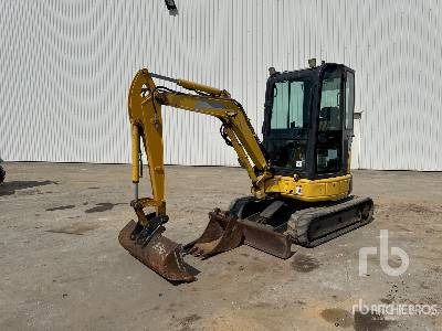 KOMATSU PC26MR-3 Mini-Pelle - Miniexcavadora: foto 1 KOMATSU PC26MR-3 Mini-Pelle - Miniexcavadora: foto 1