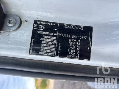 MERCEDES BENZ ANTOS 3240 8x2 Twin-Steer Rear Loader Cami ... - Camión de basura: foto 5 MERCEDES BENZ ANTOS 3240 8x2 Twin-Steer Rear Loader Cami ... - Camión de basura: foto 5