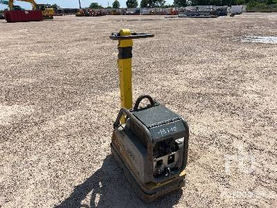 WACKER NEUSON DPU4545HECH Plaque Vibrante - Plancha reversible: foto 2 WACKER NEUSON DPU4545HECH Plaque Vibrante - Plancha reversible: foto 2