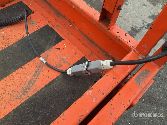 2008 Dingli DPT0607DCS Electric Scissor Lift - Plataforma de tijeras: foto 5 2008 Dingli DPT0607DCS Electric Scissor Lift - Plataforma de tijeras: foto 5