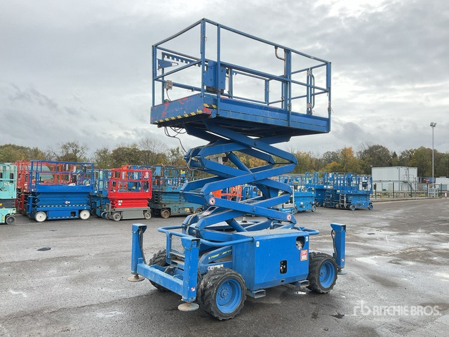 2012 Skyjack SJ6826 RT 4x4 Diesel Scissor Lift - Plataforma de tijeras: foto 2 2012 Skyjack SJ6826 RT 4x4 Diesel Scissor Lift - Plataforma de tijeras: foto 2