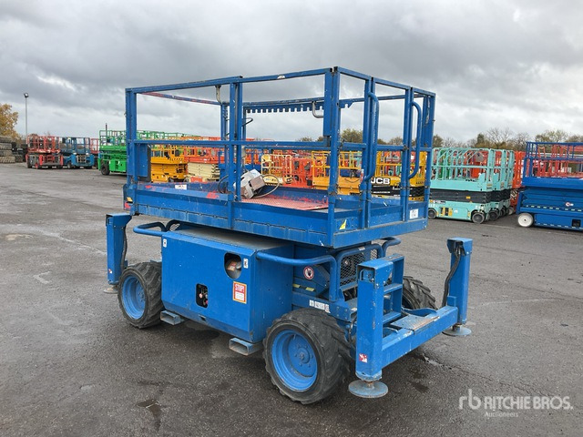 2012 Skyjack SJ6826 RT 4x4 Diesel Scissor Lift - Plataforma de tijeras: foto 3 2012 Skyjack SJ6826 RT 4x4 Diesel Scissor Lift - Plataforma de tijeras: foto 3