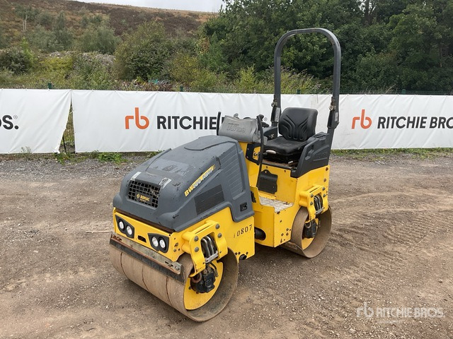 2013 Bomag BW100ADM-5 Double Drum Roller - Apisonadora de asfalto: foto 1 2013 Bomag BW100ADM-5 Double Drum Roller - Apisonadora de asfalto: foto 1
