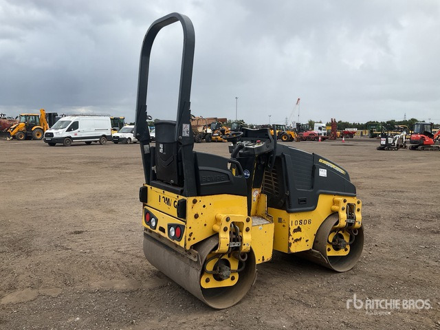 2013 Bomag BW100ADM-6 Double Drum Roller - Apisonadora de asfalto: foto 3 2013 Bomag BW100ADM-6 Double Drum Roller - Apisonadora de asfalto: foto 3