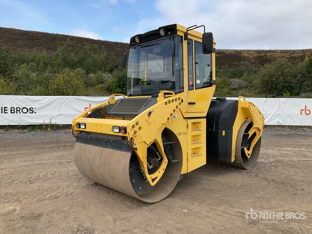 2013 Bomag BW161ADCV-4 Double Drum Roller - Apisonadora de asfalto: foto 1 2013 Bomag BW161ADCV-4 Double Drum Roller - Apisonadora de asfalto: foto 1