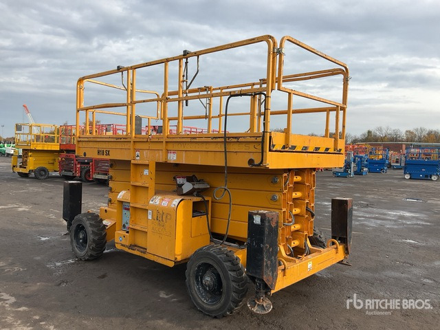 2014 Haulotte H18SDX 4x4 Diesel Scissor Lift - Plataforma de tijeras: foto 3 2014 Haulotte H18SDX 4x4 Diesel Scissor Lift - Plataforma de tijeras: foto 3