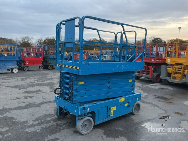 2015 Genie GS4047 Electric Scissor Lift - Plataforma de tijeras: foto 1 2015 Genie GS4047 Electric Scissor Lift - Plataforma de tijeras: foto 1