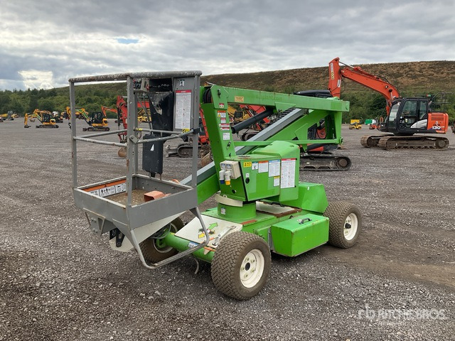 2015 Nifty-Lift HR12NDE 2WD Hybrid Articulating Boom Lift - Plataforma articulada: foto 4 2015 Nifty-Lift HR12NDE 2WD Hybrid Articulating Boom Lift - Plataforma articulada: foto 4