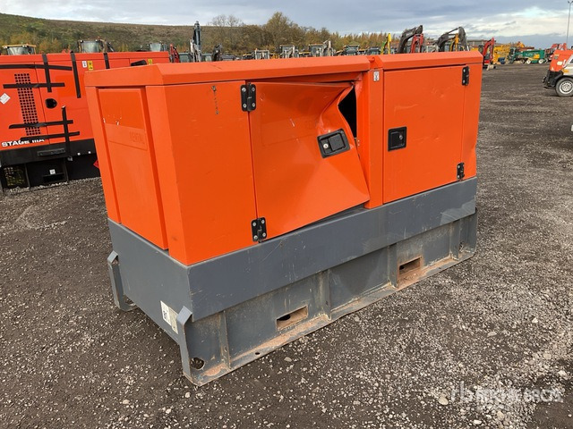 2016 Atlas Copco QAS40 40 kVA Skid-Mounted Generator Set - Generador industriale: foto 2 2016 Atlas Copco QAS40 40 kVA Skid-Mounted Generator Set - Generador industriale: foto 2