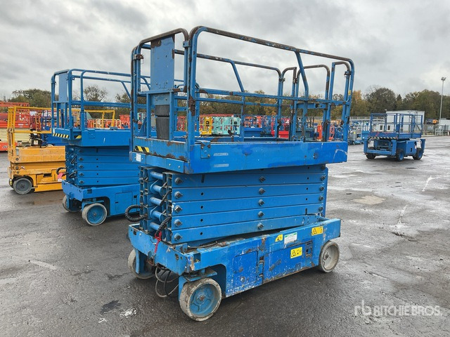 2016 Genie GS4047 Electric Scissor Lift - Plataforma de tijeras: foto 4 2016 Genie GS4047 Electric Scissor Lift - Plataforma de tijeras: foto 4