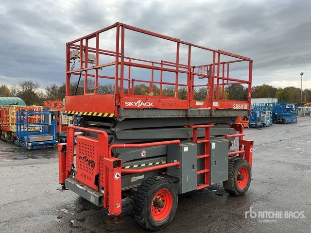 2016 Skyjack SJ8841 4x4 Diesel (Inoperable) Scissor Lift - Plataforma de tijeras: foto 1 2016 Skyjack SJ8841 4x4 Diesel (Inoperable) Scissor Lift - Plataforma de tijeras: foto 1