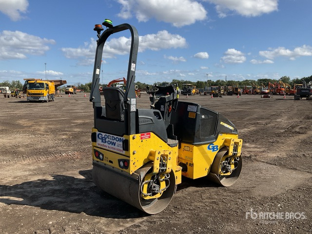 2017 Bomag BW120AD-5 Double Drum Roller - Apisonadora de asfalto: foto 4 2017 Bomag BW120AD-5 Double Drum Roller - Apisonadora de asfalto: foto 4