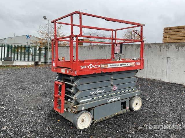 2018 Skyjack SJ4632 2018 Skyjack SJ4632 Scissor Lift Scissor Lift - Plataforma de tijeras: foto 1 2018 Skyjack SJ4632 2018 Skyjack SJ4632 Scissor Lift Scissor Lift - Plataforma de tijeras: foto 1