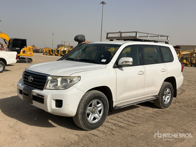 2012 Toyota Land Cruiser GX 200L 4x4 SUV - SUV/ Todoterreno: foto 1 2012 Toyota Land Cruiser GX 200L 4x4 SUV - SUV/ Todoterreno: foto 1