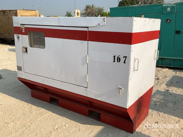 2015 Cat C3.3 33 kVA Skid-Mounted Generator Set - Generador industriale: foto 2 2015 Cat C3.3 33 kVA Skid-Mounted Generator Set - Generador industriale: foto 2