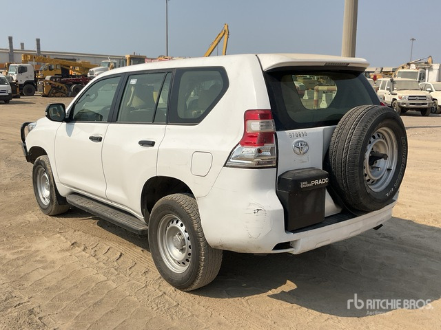 2015 Toyota Prado TX 150L 4x4 SUV - SUV/ Todoterreno: foto 4 2015 Toyota Prado TX 150L 4x4 SUV - SUV/ Todoterreno: foto 4