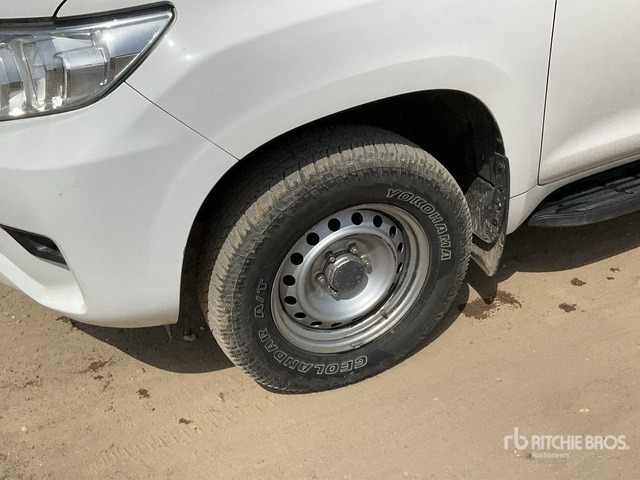 SUV/ Todoterreno 2018 Toyota Prado TX 150L 4x4 SUV: foto 6