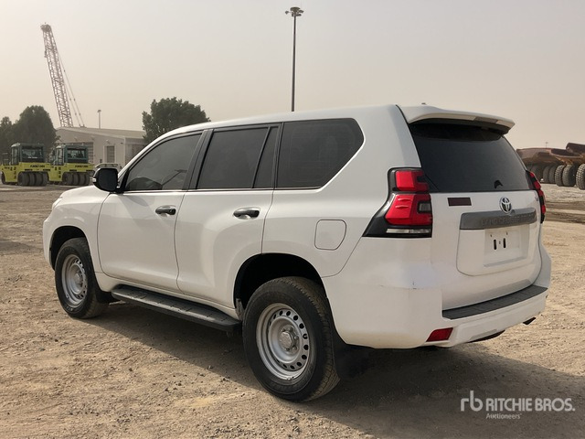 2018 Toyota Prado TX 150L 4x4 SUV - SUV/ Todoterreno: foto 4 2018 Toyota Prado TX 150L 4x4 SUV - SUV/ Todoterreno: foto 4
