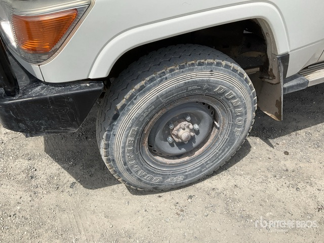 2019 Toyota Land Cruiser 76L 4x4 SUV - SUV/ Todoterreno: foto 5 2019 Toyota Land Cruiser 76L 4x4 SUV - SUV/ Todoterreno: foto 5