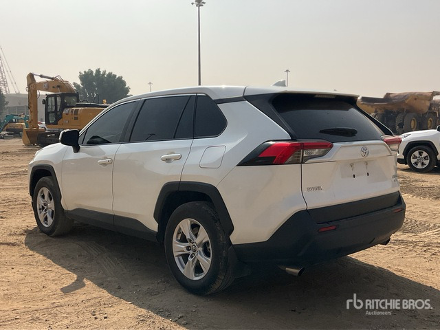 2019 Toyota RAV4 4WD SUV - SUV/ Todoterreno: foto 2 2019 Toyota RAV4 4WD SUV - SUV/ Todoterreno: foto 2