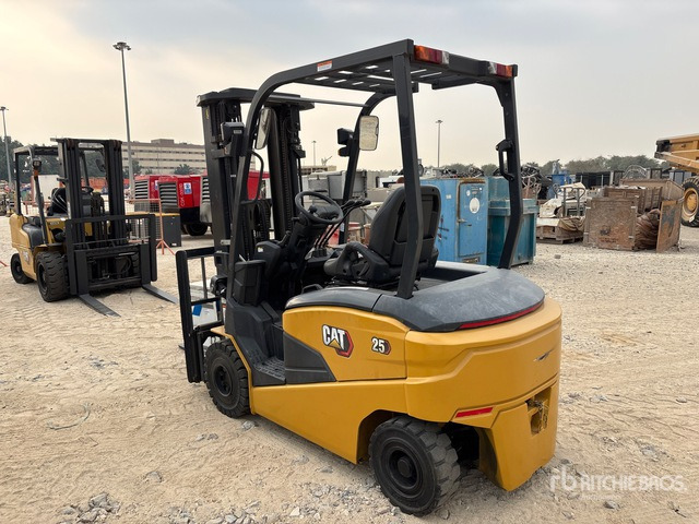 2020 Cat EP25CB 2.5 ton Electric Forklift - Carretilla elevadora eléctrica: foto 2 2020 Cat EP25CB 2.5 ton Electric Forklift - Carretilla elevadora eléctrica: foto 2