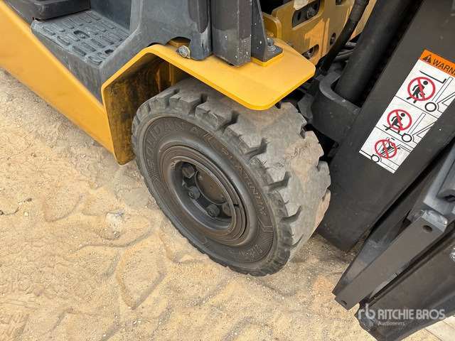 2020 Cat EP25CB 2.5 ton Electric Forklift - Carretilla elevadora eléctrica: foto 4 2020 Cat EP25CB 2.5 ton Electric Forklift - Carretilla elevadora eléctrica: foto 4