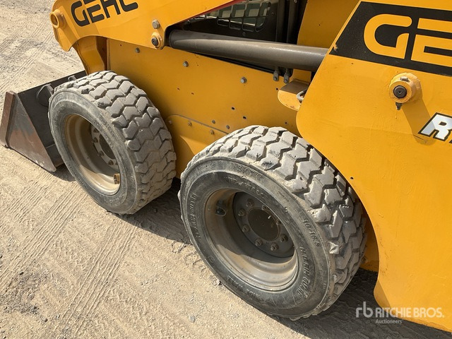 2022 Gehl R164 - Minicargadora: foto 5 2022 Gehl R164 - Minicargadora: foto 5