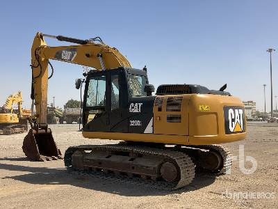 CAT 320D2 - Excavadora de cadenas: foto 2 CAT 320D2 - Excavadora de cadenas: foto 2