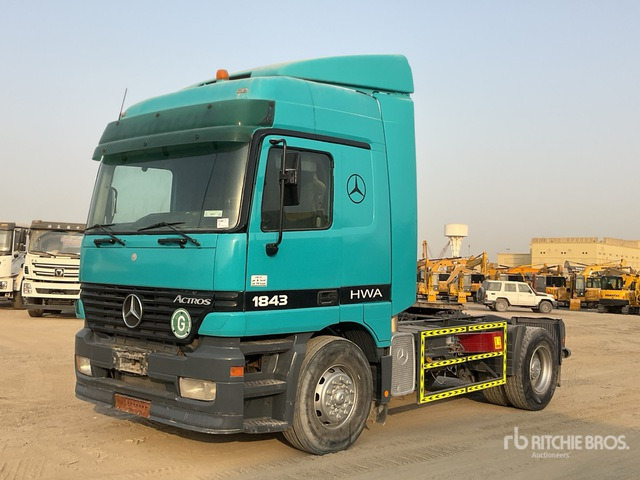 2001 Mercedes-Benz Actros 1843 4x2 S/A Sleeper Truck Tractor - Cabeza tractora: foto 1 2001 Mercedes-Benz Actros 1843 4x2 S/A Sleeper Truck Tractor - Cabeza tractora: foto 1