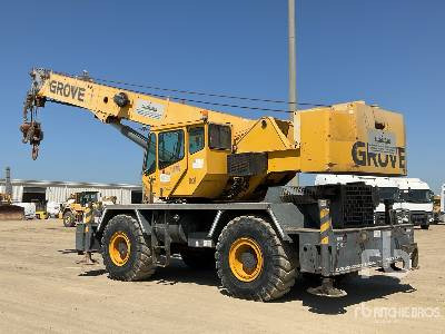 GROVE RT600E 50 ton 4x4x4 - Grúa para terrenos difíciles: foto 2 GROVE RT600E 50 ton 4x4x4 - Grúa para terrenos difíciles: foto 2