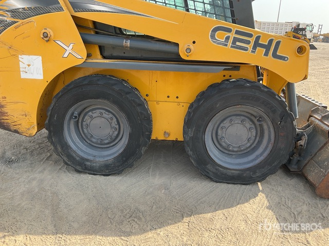 Gehl R135 - Minicargadora: foto 5 Gehl R135 - Minicargadora: foto 5