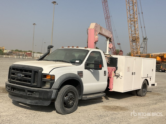 2008 Ford F550 XL Super Duty 4x4 Service Truck - Vehículo municipal: foto 1 2008 Ford F550 XL Super Duty 4x4 Service Truck - Vehículo municipal: foto 1