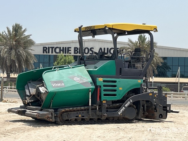 Vogele Super 1800-2 Asphalt Paver - Desbrozadora de martillos/ Trituradora: foto 2 Vogele Super 1800-2 Asphalt Paver - Desbrozadora de martillos/ Trituradora: foto 2