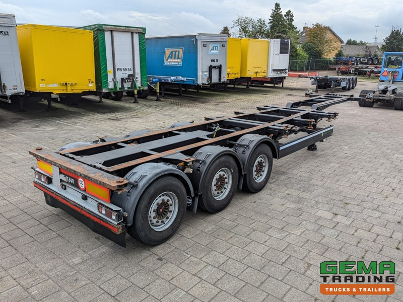CIMC CIMC Silvergreen SC03 3-Assen SAF LiftAxle - DiscBrakes - 1x 20FT 2x 20FT 30FT 40FT - 5250KG (O1988) - Semirremolque portacontenedore/ Intercambiable: foto 4 CIMC CIMC Silvergreen SC03 3-Assen SAF LiftAxle - DiscBrakes - 1x 20FT 2x 20FT 30FT 40FT - 5250KG (O1988) - Semirremolque portacontenedore/ Intercambiable: foto 4