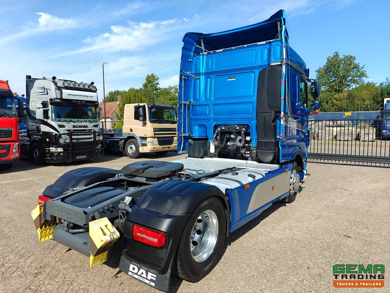 DAF XF 450 FT 4x2 Spacecab Euro6C - LederenInterieur - 400.000km! - Alcoa - Navi - SMARTTacho V2 - Cabeza tractora: foto 3 DAF XF 450 FT 4x2 Spacecab Euro6C - LederenInterieur - 400.000km! - Alcoa - Navi - SMARTTacho V2 - Cabeza tractora: foto 3