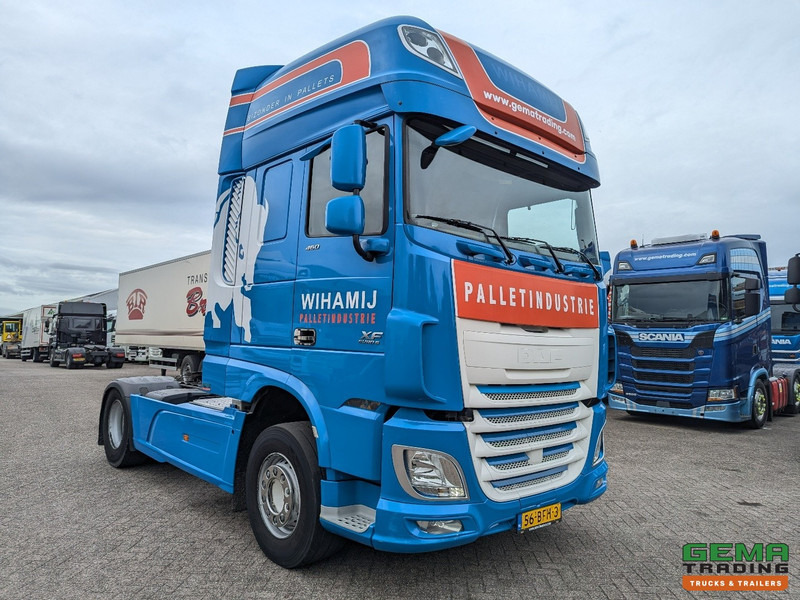 DAF XF 460 FT 4x2 Superspacecab Euro6A - Navi - Side skirts - NL truck - Cabeza tractora: foto 2 DAF XF 460 FT 4x2 Superspacecab Euro6A - Navi - Side skirts - NL truck - Cabeza tractora: foto 2