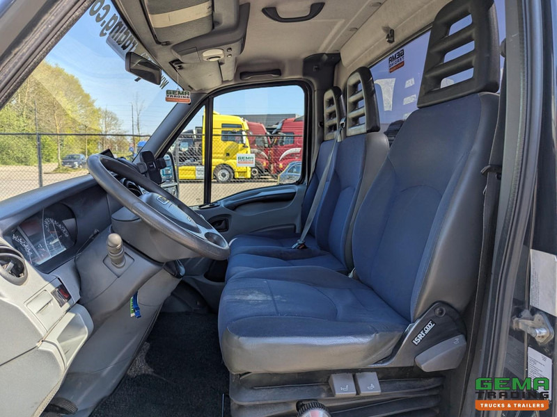 Iveco 35C18/T 4x2 Euro4 - BE-Trekker - 3-Zits - Luchthoorns - NAP - Cabeza tractora: foto 5 Iveco 35C18/T 4x2 Euro4 - BE-Trekker - 3-Zits - Luchthoorns - NAP - Cabeza tractora: foto 5