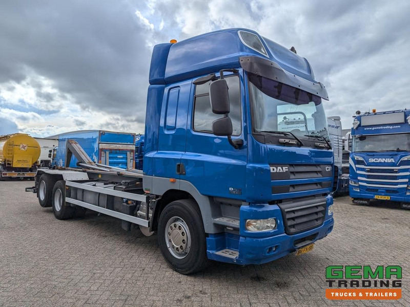 DAF FAS CF85.410 6x2 Euro5 FAS CF85.410 6x2 Spacecab Euro5 - HaakarmSysteem AJK 20T - KlapBumper - Vangmuilkoppeling - Lift-As - Camión multibasculante: foto 3 DAF FAS CF85.410 6x2 Euro5 FAS CF85.410 6x2 Spacecab Euro5 - HaakarmSysteem AJK 20T - KlapBumper - Vangmuilkoppeling - Lift-As - Camión multibasculante: foto 3