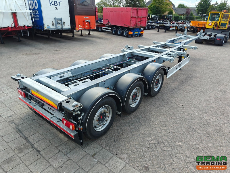 Fliegl SDS01 3-Assen SAF - LiftAs - Schijfremmen - Alle Aansluitingen - Gegalvaniseerd - Kop/KontSchuiver - Ongebruikt! - Semirremolque portacontenedore/ Intercambiable: foto 4 Fliegl SDS01 3-Assen SAF - LiftAs - Schijfremmen - Alle Aansluitingen - Gegalvaniseerd - Kop/KontSchuiver - Ongebruikt! - Semirremolque portacontenedore/ Intercambiable: foto 4