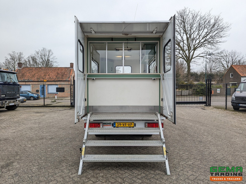 Mercedes-Benz 400-serie 410 D 4x2 Euro2 - Mobiel Kantoor - Standkachel - Hydr. Steunpoten - Eigen Accu's - 26.000KM Origineel - MARGE - Furgoneta: foto 5 Mercedes-Benz 400-serie 410 D 4x2 Euro2 - Mobiel Kantoor - Standkachel - Hydr. Steunpoten - Eigen Accu's - 26.000KM Origineel - MARGE - Furgoneta: foto 5