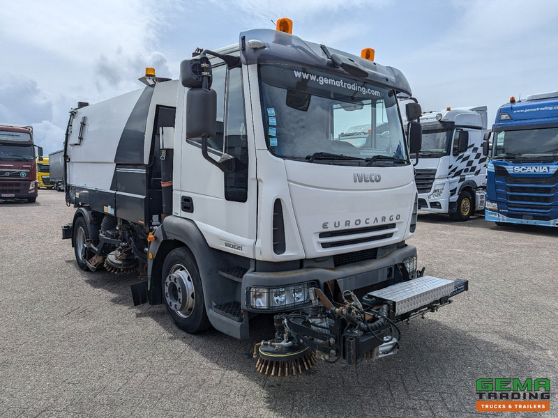 Iveco 140E21 4x2 Dagcab Euro3 - Schmidt SK500R - Hydrostaat - Barredora vial: foto 4 Iveco 140E21 4x2 Dagcab Euro3 - Schmidt SK500R - Hydrostaat - Barredora vial: foto 4