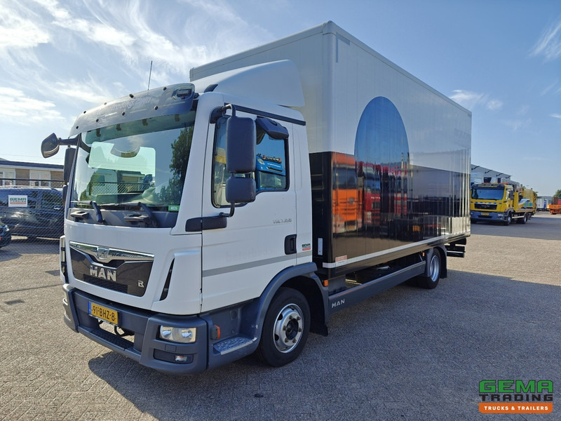 MAN TGL 7.150 4x2 Dagcab Euro6B - 7T - GeslotenBak 5.4m - Elec. Roldeur - 238.000km - Camión caja cerrada: foto 1 MAN TGL 7.150 4x2 Dagcab Euro6B - 7T - GeslotenBak 5.4m - Elec. Roldeur - 238.000km - Camión caja cerrada: foto 1
