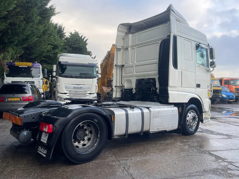 DAF XF 106.460 4X2 Tractor-unit Spring/Air Retarder Euro6 - Cabeza tractora: foto 4 DAF XF 106.460 4X2 Tractor-unit Spring/Air Retarder Euro6 - Cabeza tractora: foto 4