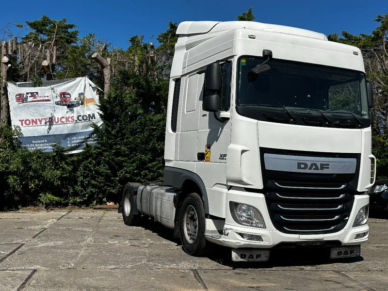 DAF XF 460 4X2 Tractor-unit Spring/Air ACC Retarder EURO6 - Cabeza tractora: foto 1 DAF XF 460 4X2 Tractor-unit Spring/Air ACC Retarder EURO6 - Cabeza tractora: foto 1