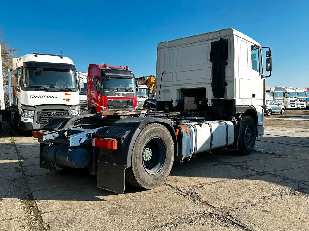 DAF XF 95.380 4X2 Tractor-unit Spring/Air ZF Manual - Cabeza tractora: foto 4 DAF XF 95.380 4X2 Tractor-unit Spring/Air ZF Manual - Cabeza tractora: foto 4