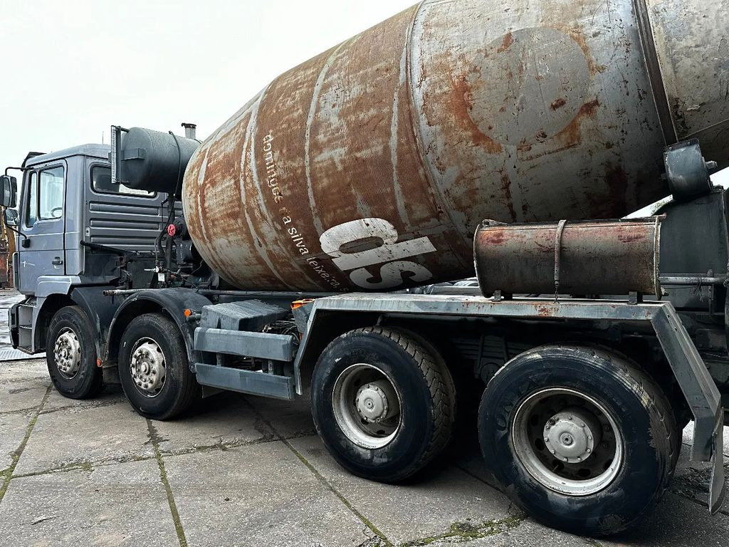MAN 35.343 8X4 Mixer Spring/Spring ZF Manual Gearbox - Camión hormigonera: foto 3 MAN 35.343 8X4 Mixer Spring/Spring ZF Manual Gearbox - Camión hormigonera: foto 3
