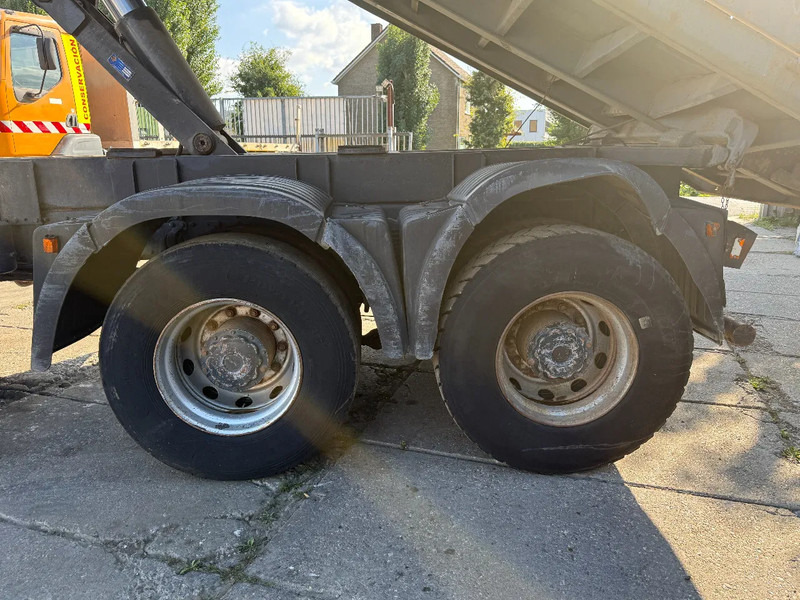 MAN TGA 26.360 6X4 Tipper Spring/Spring ZF Manual gear EURO3 - Camión volquete: foto 5 MAN TGA 26.360 6X4 Tipper Spring/Spring ZF Manual gear EURO3 - Camión volquete: foto 5