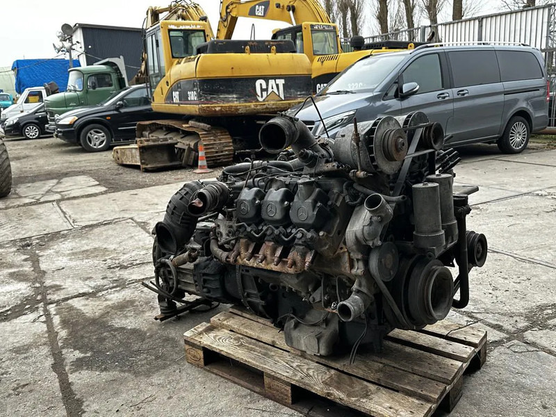 Mercedes-Benz OM 421 V6 Engine with Turbo 340HP + Gearbox - Motor: foto 3 Mercedes-Benz OM 421 V6 Engine with Turbo 340HP + Gearbox - Motor: foto 3